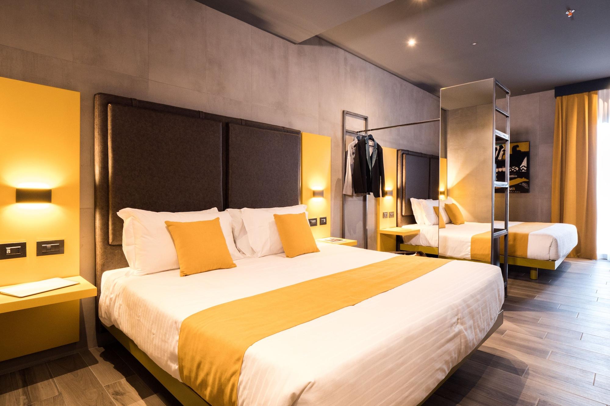J24 Hotel Milano Luaran gambar
