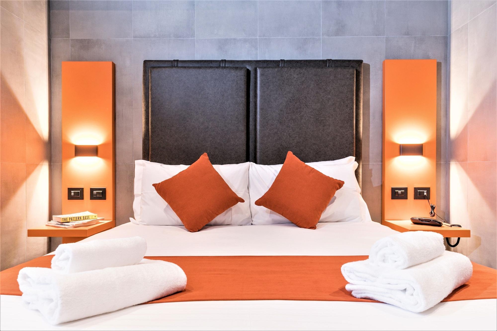 J24 Hotel Milano Luaran gambar