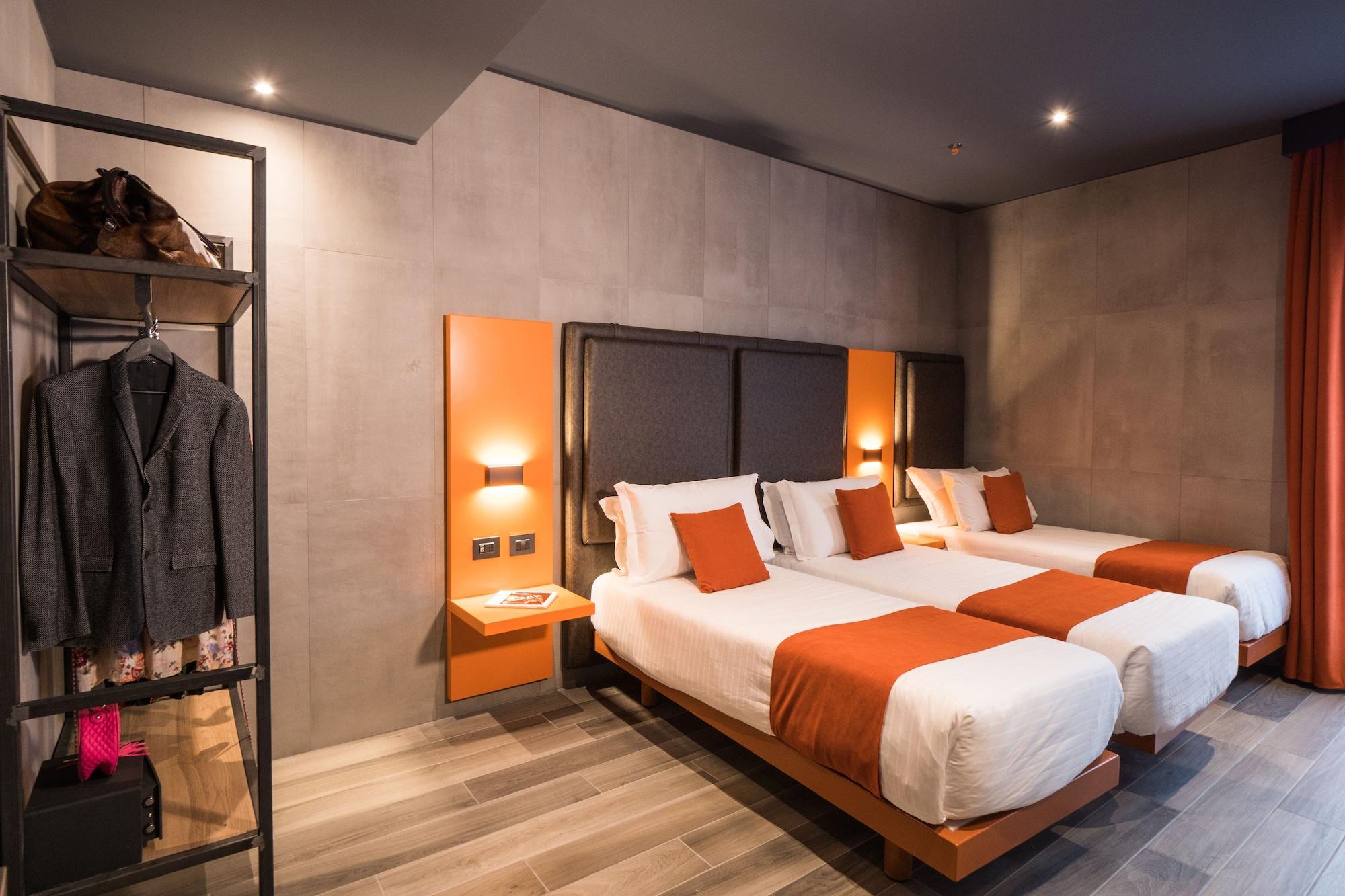 J24 Hotel Milano Luaran gambar