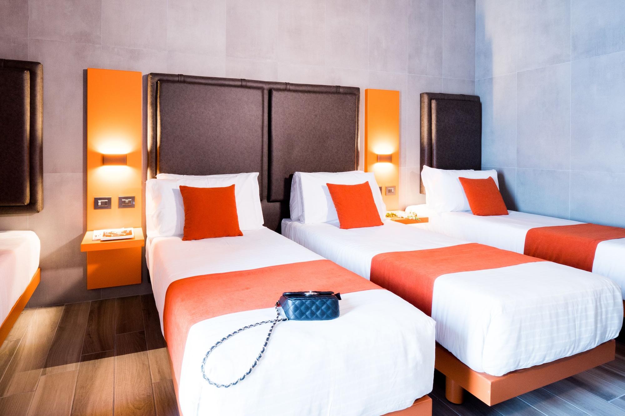 J24 Hotel Milano Luaran gambar
