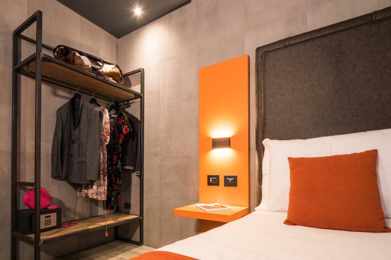 J24 Hotel Milano Luaran gambar